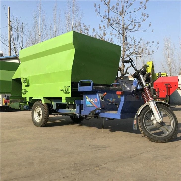 Máy cho gia súc và cừu ăn